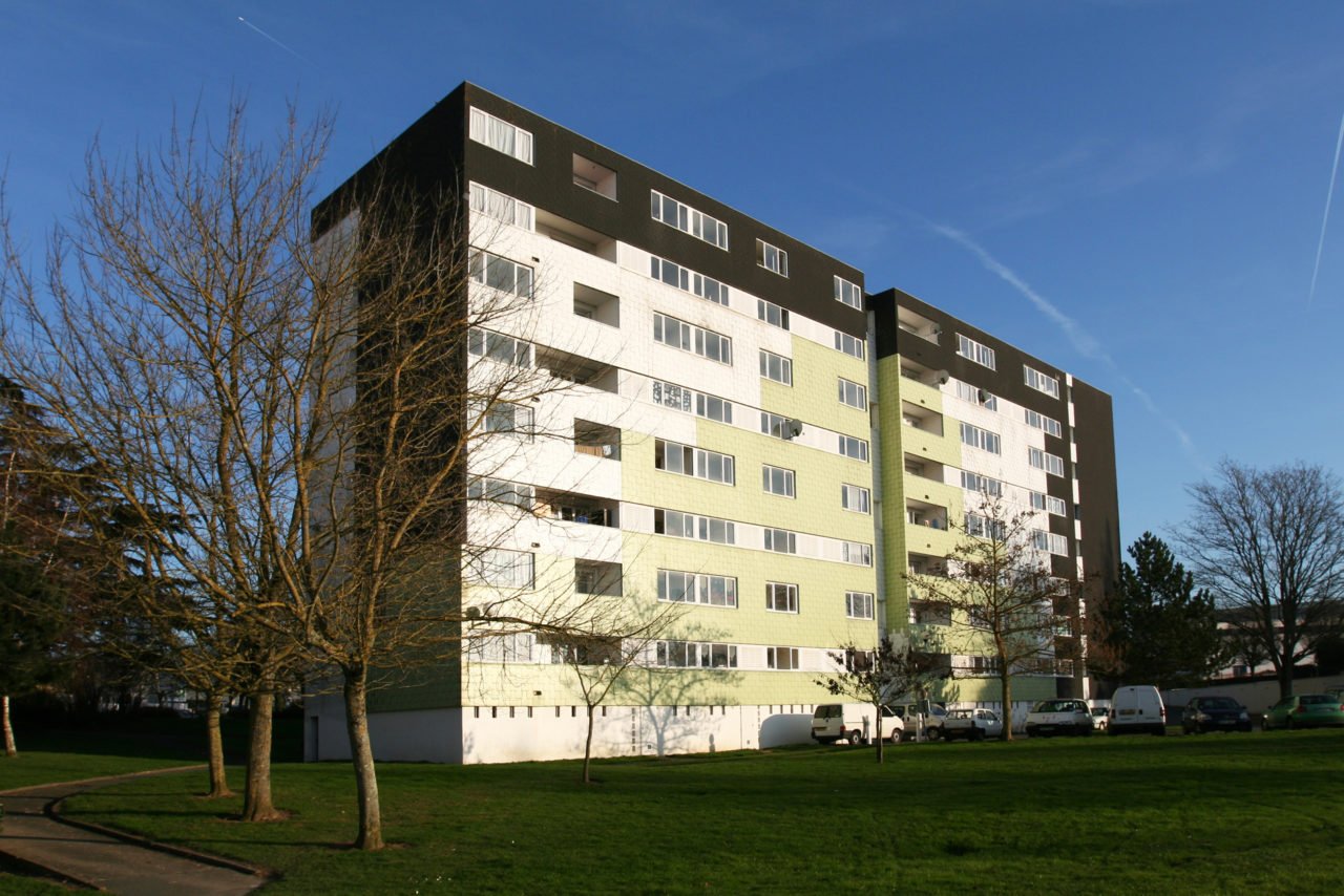 rénovation urbaine translation