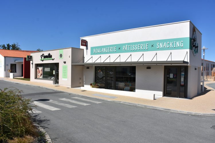 Remise de clés de la résidence du plan d'eau à Treize-Septiers