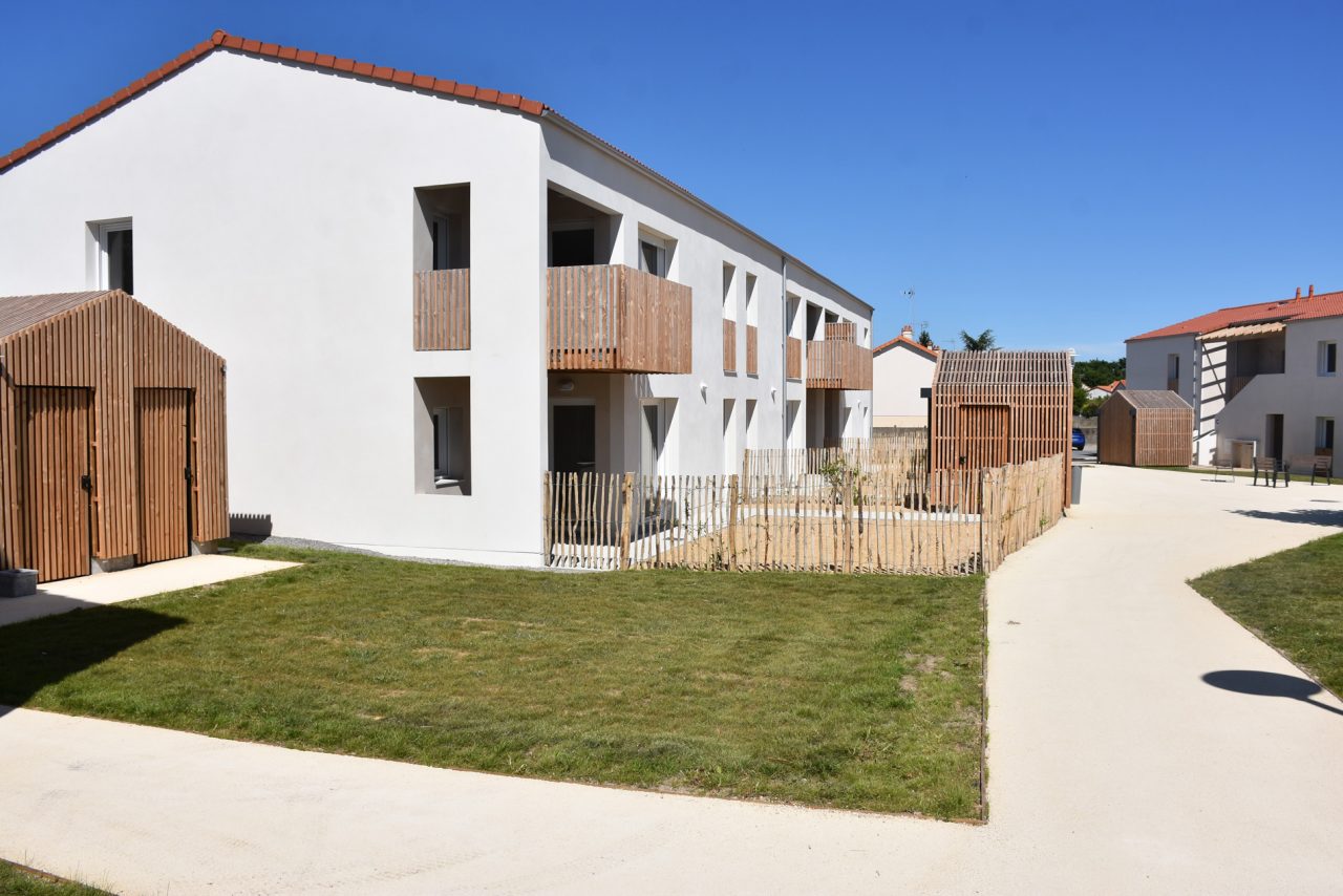 Remise de clés de la résidence du plan d'eau à Treize-Septiers