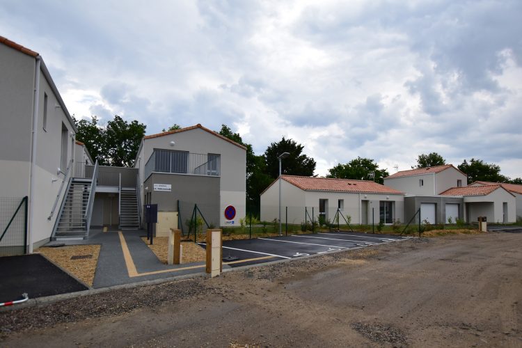 Remise de clés à la résidence la Perranouée, à Treize-Septiers