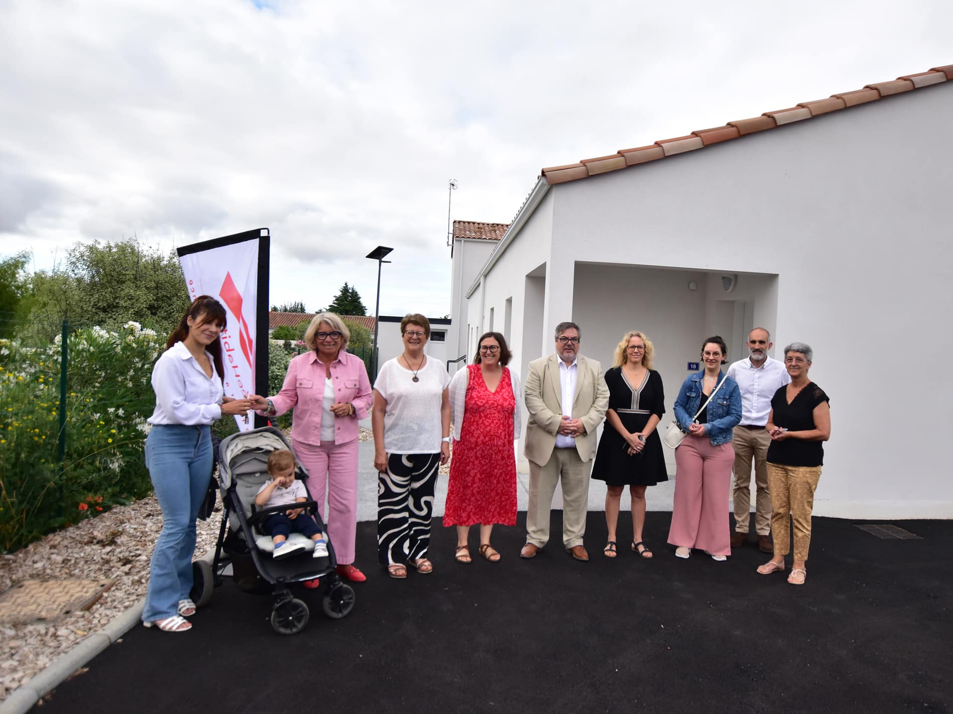 Remise de clés Puits Rose à Angles